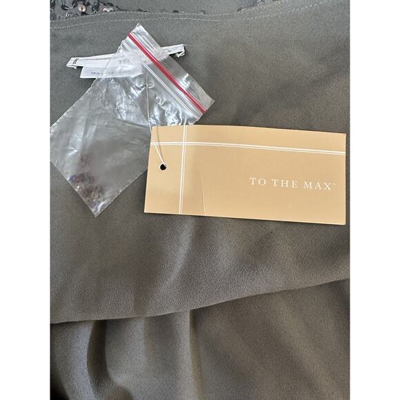 BCBG To The Max Sequins Top Silver Pewter Sz 8 NEW Halter Blouse $118.00 - Picture 7 of 12